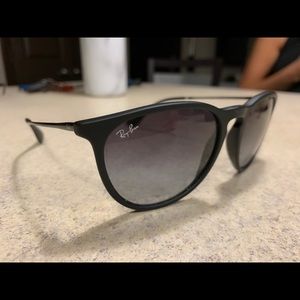 Ray-Ban Erika RB4171 sunglasses